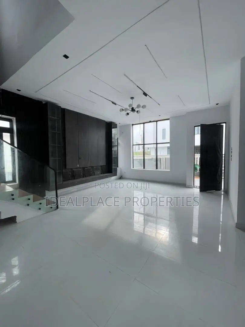5bdrm Duplex in VGC / Ajah for sale in VGC / Ajah