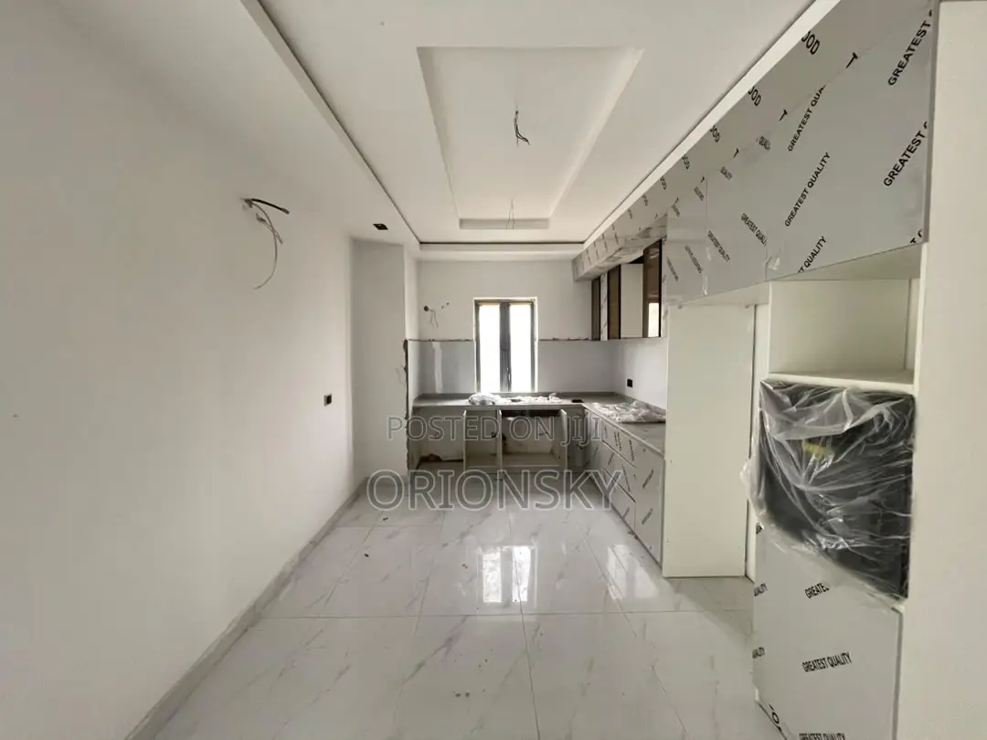 2bdrm Apartment in Ikate for sale in Ikate