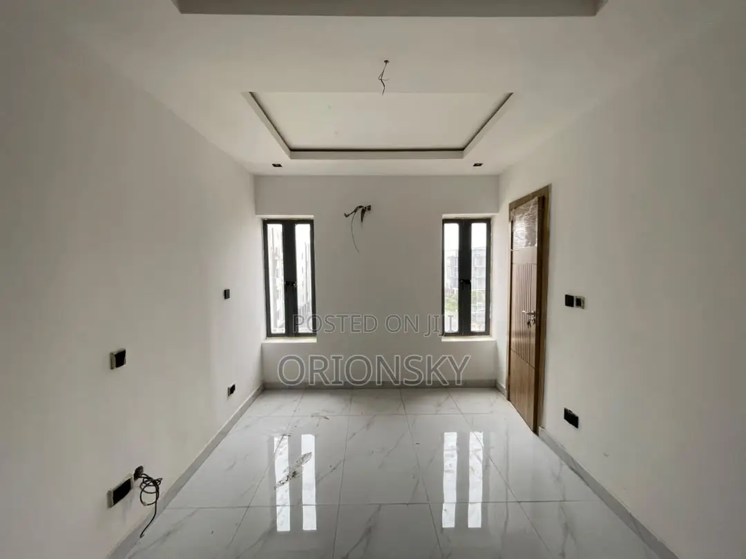 2bdrm Apartment in Ikate for sale in Ikate