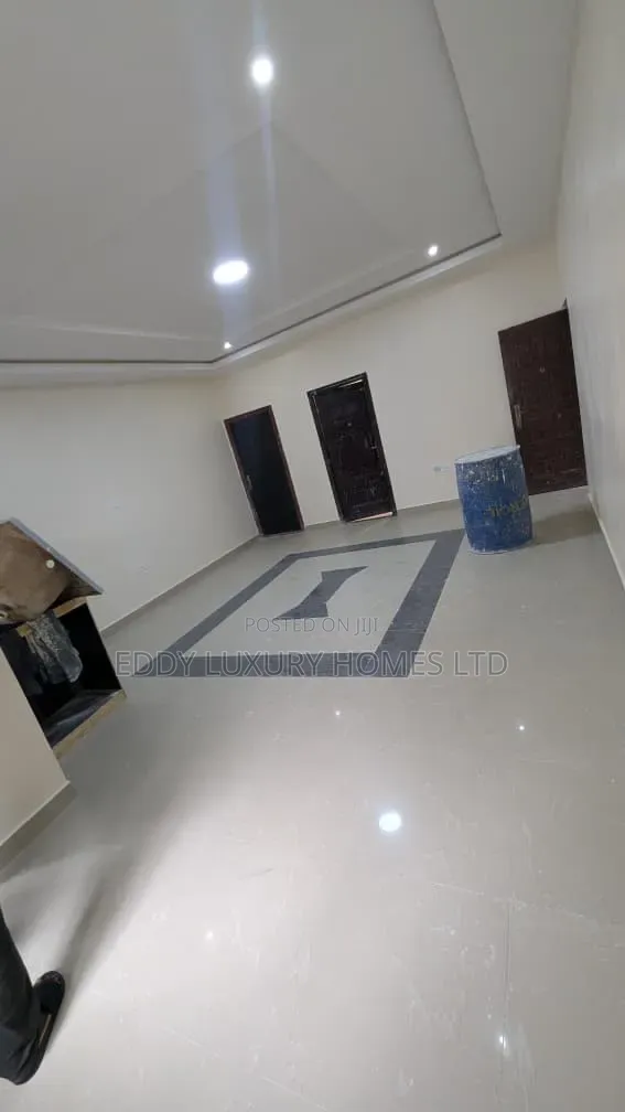 3bdrm Apartment in Osongama Estate, Uyo for rent in Uyo