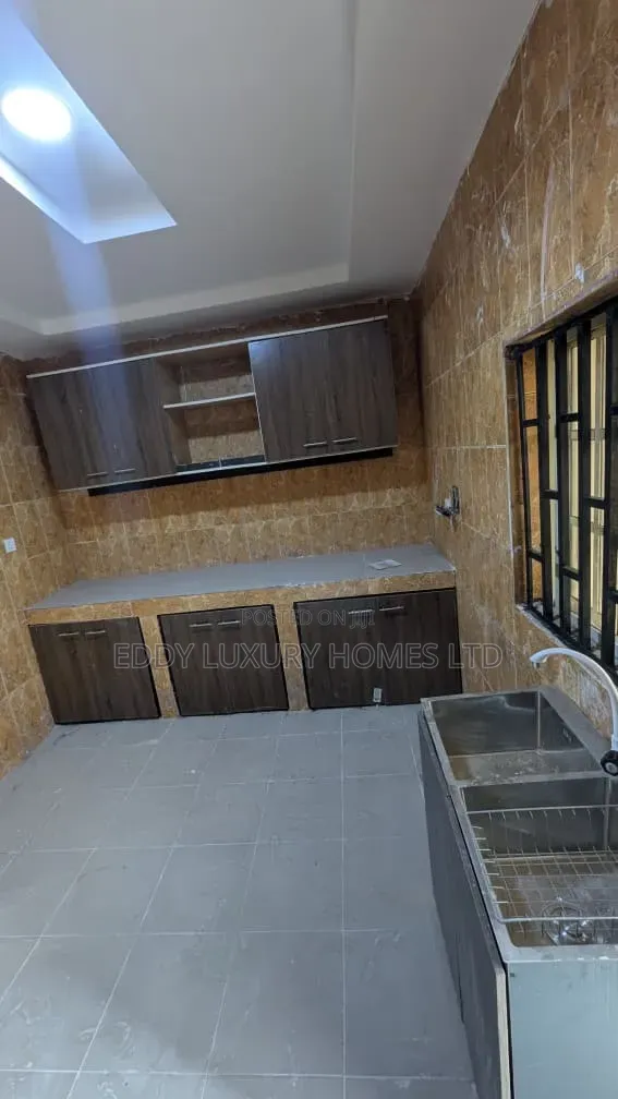 3bdrm Apartment in Osongama Estate, Uyo for rent in Uyo