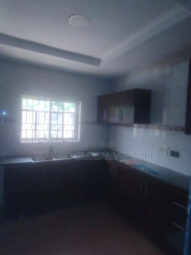 3bdrm Apartment in Ire Akari, Akala Express for rent in Akala Express