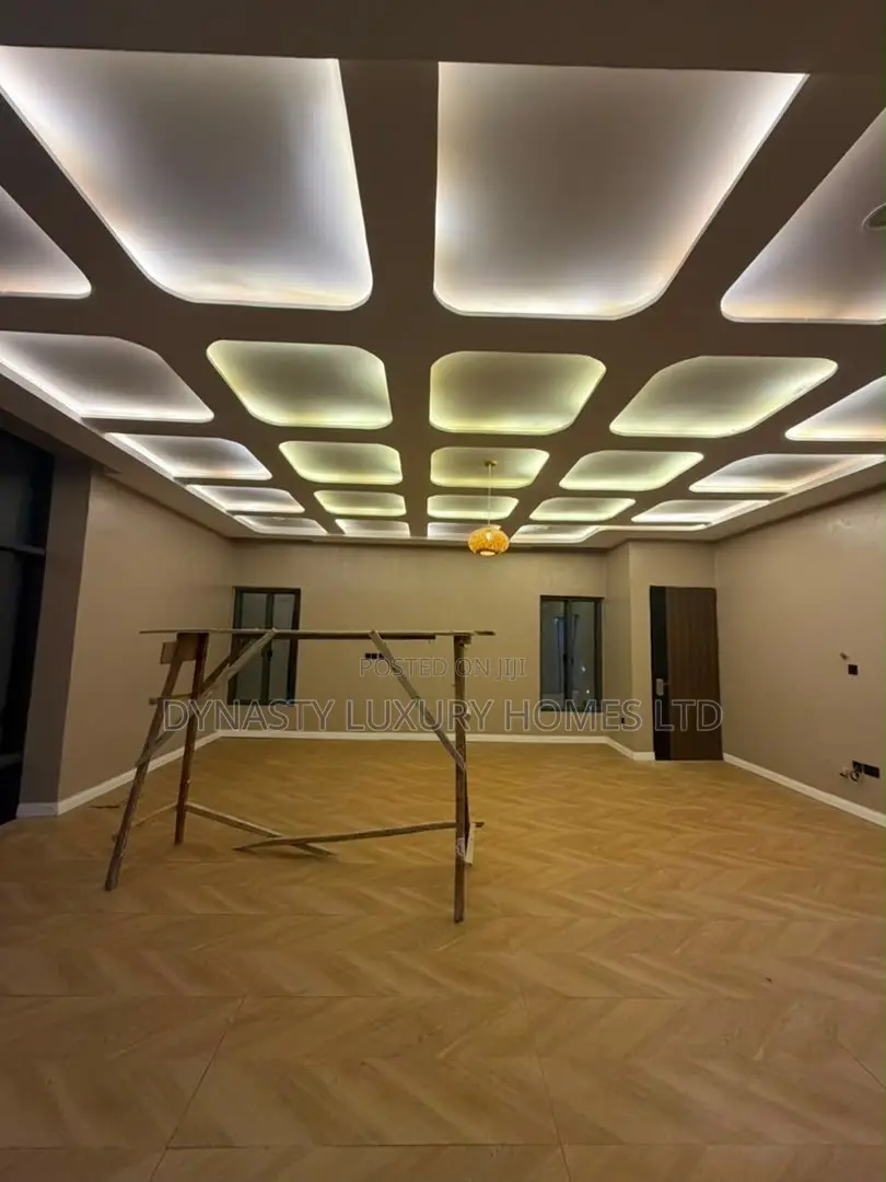 5bdrm Duplex in Asokoro for sale in Asokoro