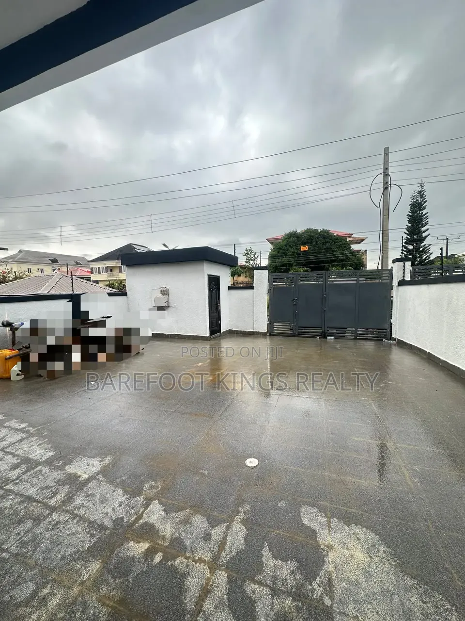 5bdrm Duplex in Ikota for sale in Ikota