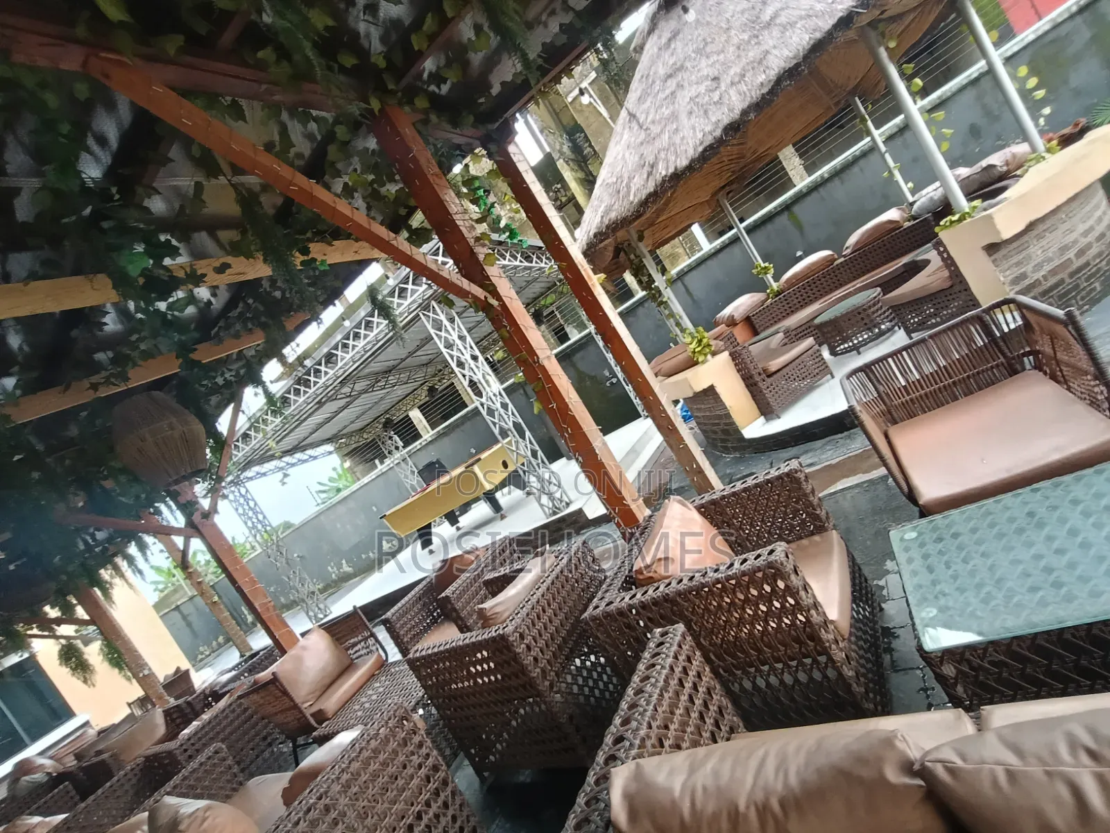 A Functioning Lounge in a Serene Environment in Elemoro