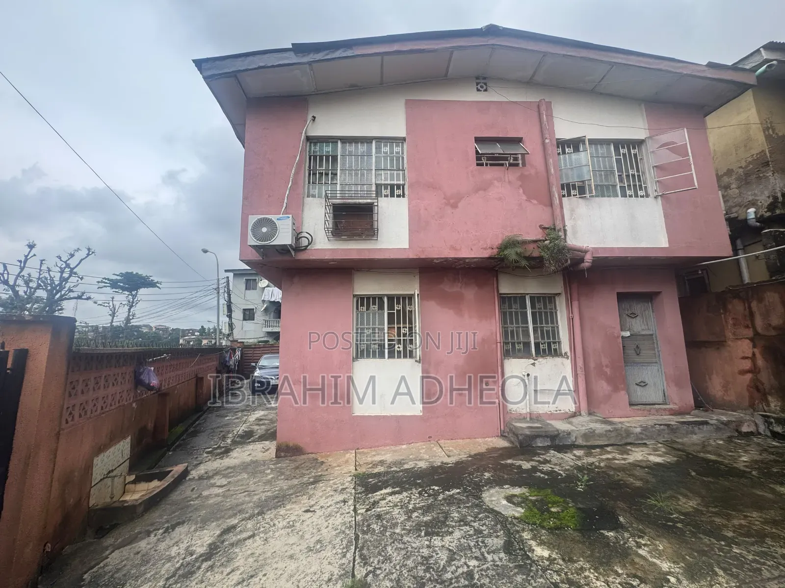 3bdrm Block of Flats in Ogba for sale in Ifako-Ogba