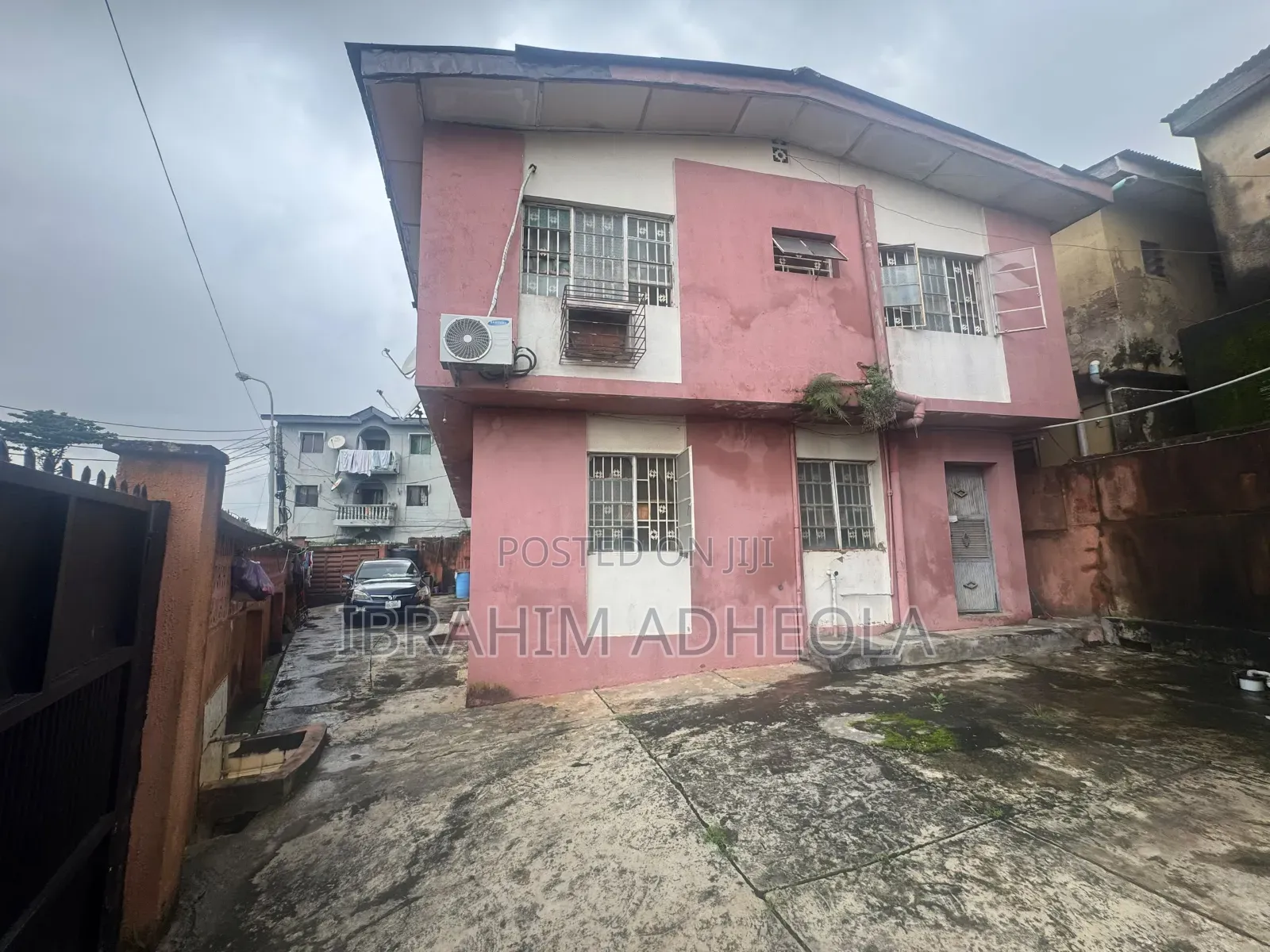 3bdrm Block of Flats in Ogba for sale in Ifako-Ogba