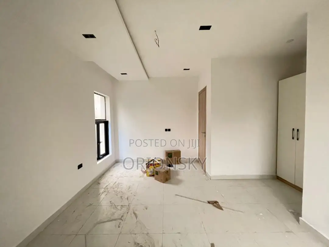 2bdrm Apartment in Lekki Phase 1 for sale in Lekki Phase 1