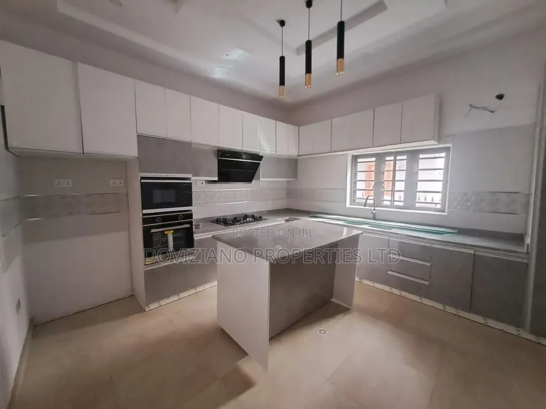 4bdrm Duplex in Shonibare Estate for rent in Shonibare Estate