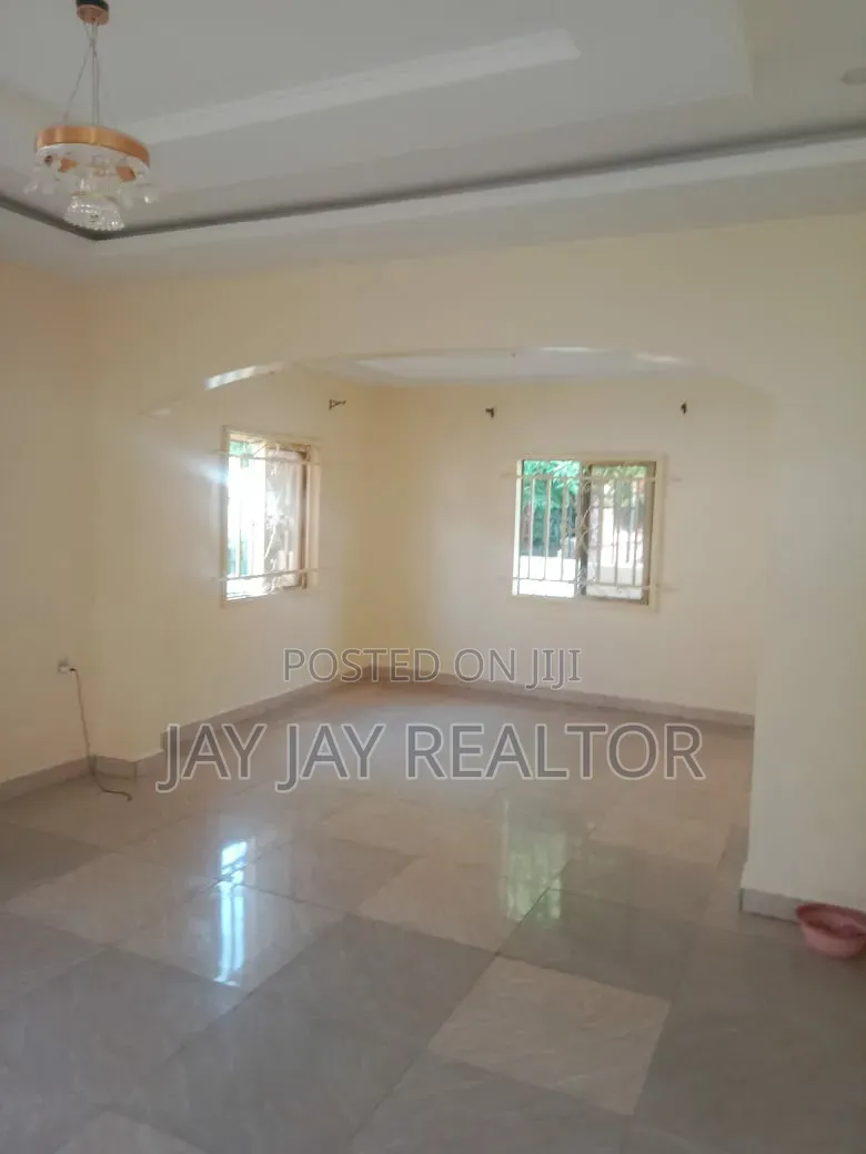 2bdrm Bungalow in Nia Quarters, Karu for rent in Karu