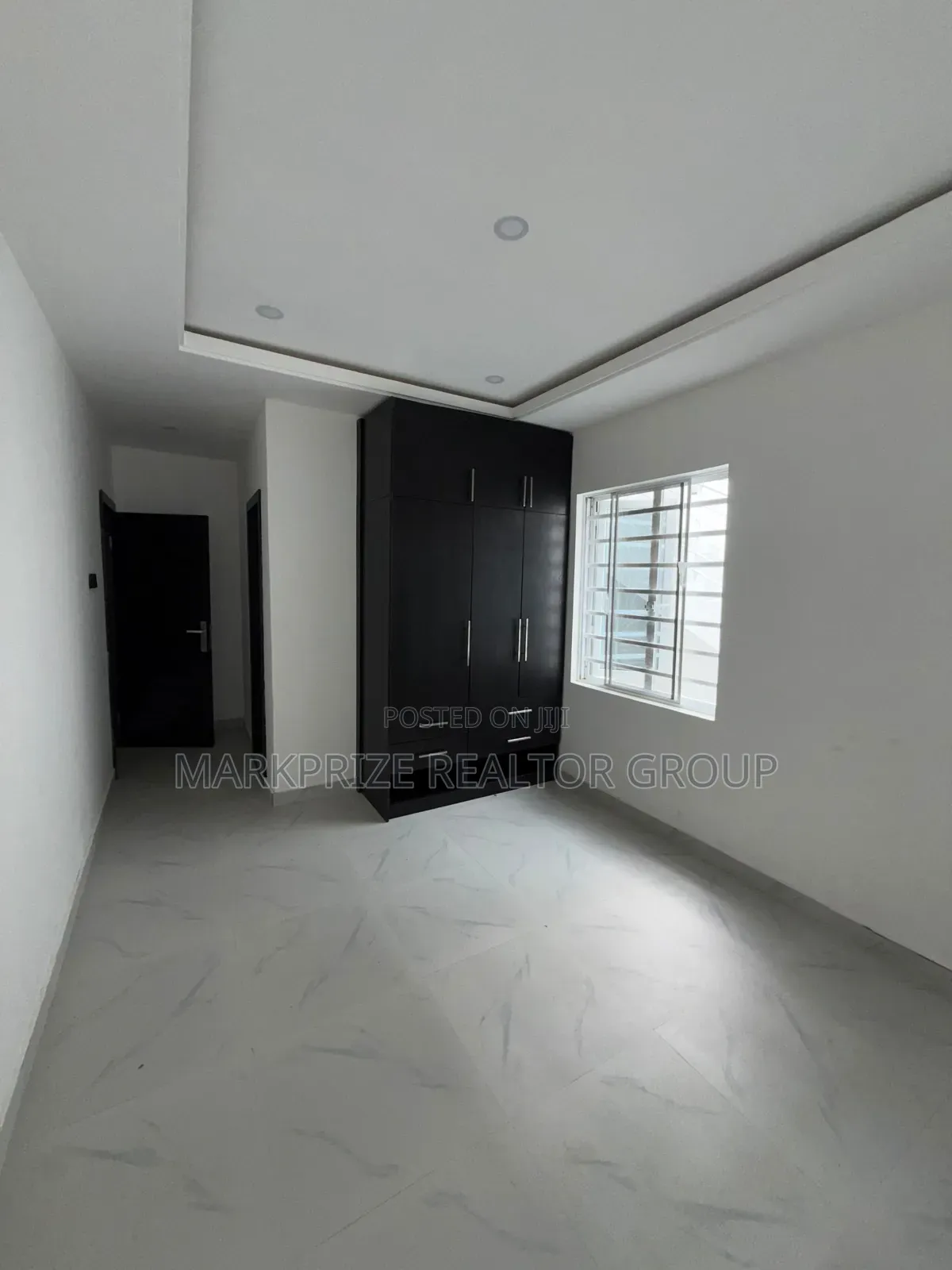 4bdrm Duplex in Opebi Ikeja Lagos for sale in Opebi
