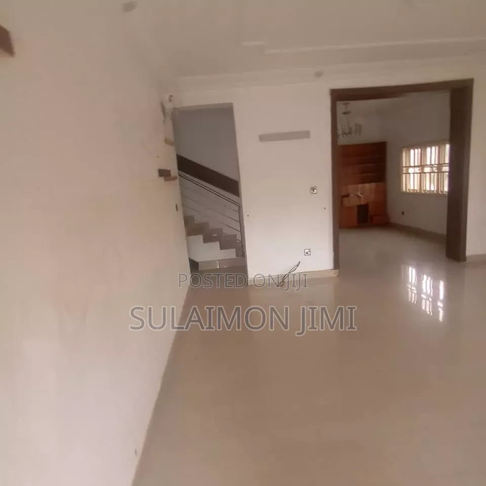 4bdrm Duplex in Gwarimpa Estate, Dawaki for rent in Dawaki