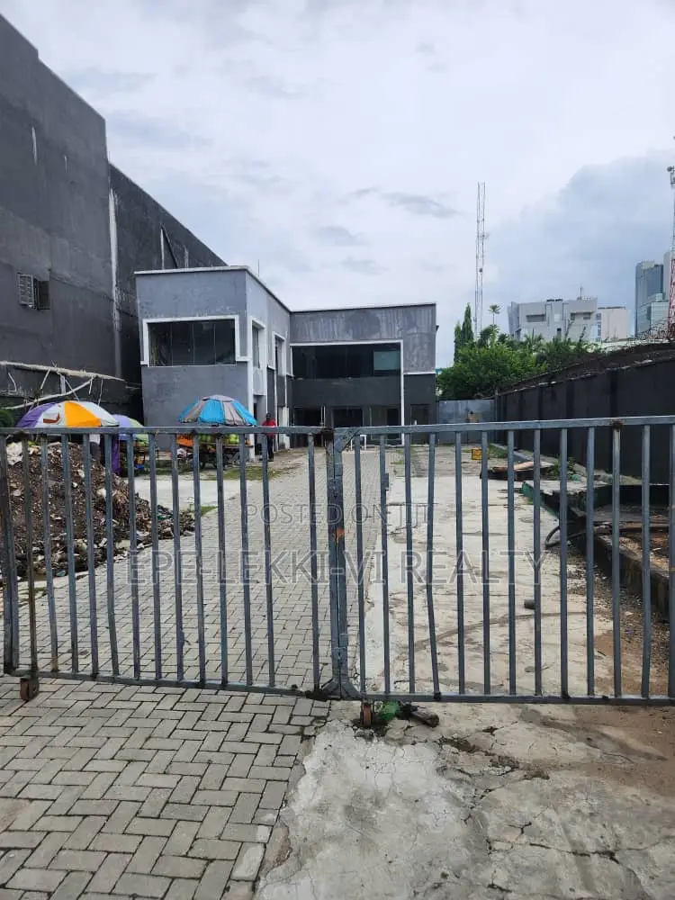 Multipurpose Detached 5 Bedroom Building for Lease in Victoria Island in Victoria Island