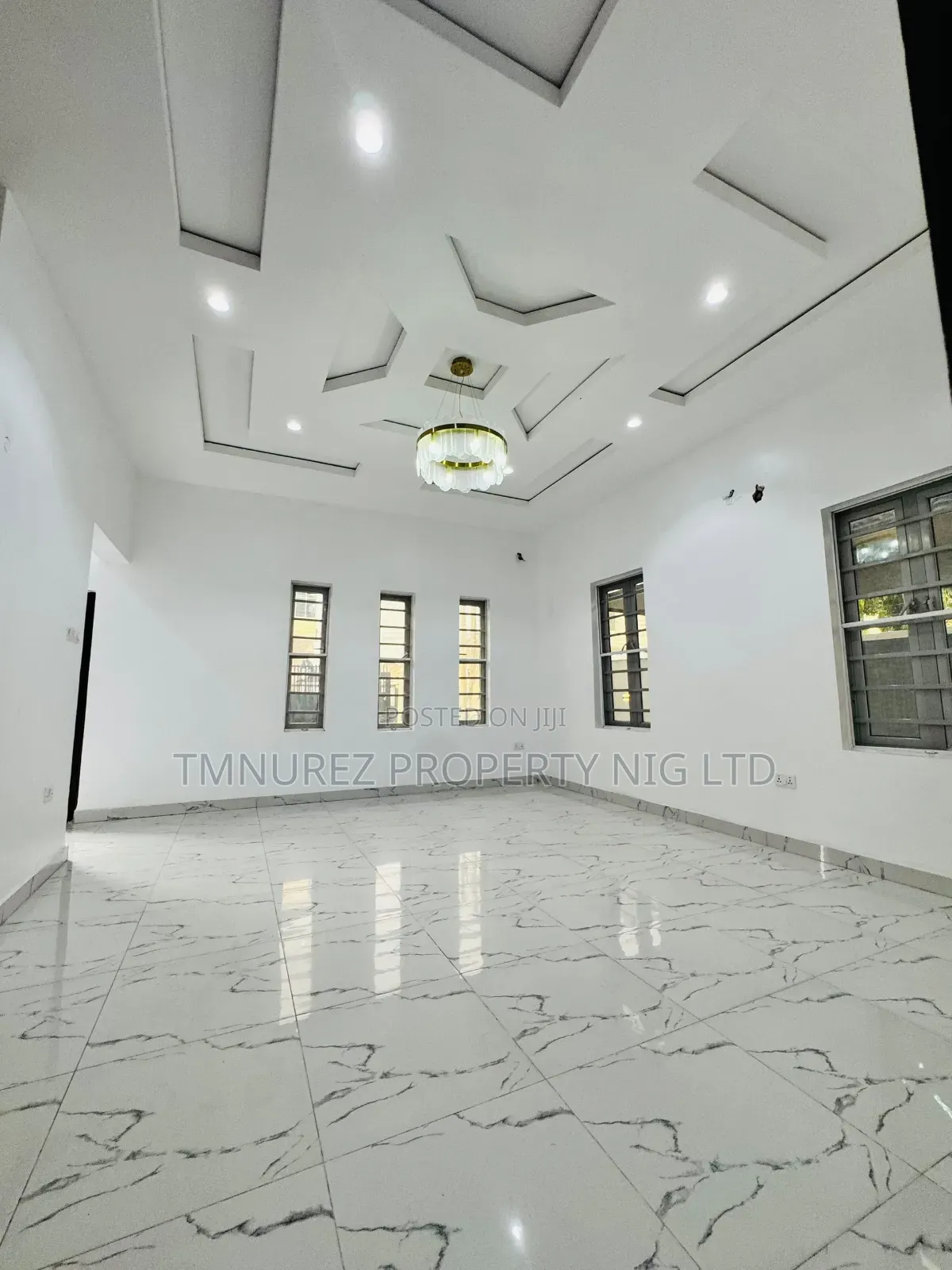 4bdrm Duplex in Abraham Adesanya Estate for sale in Abraham Adesanya Estate