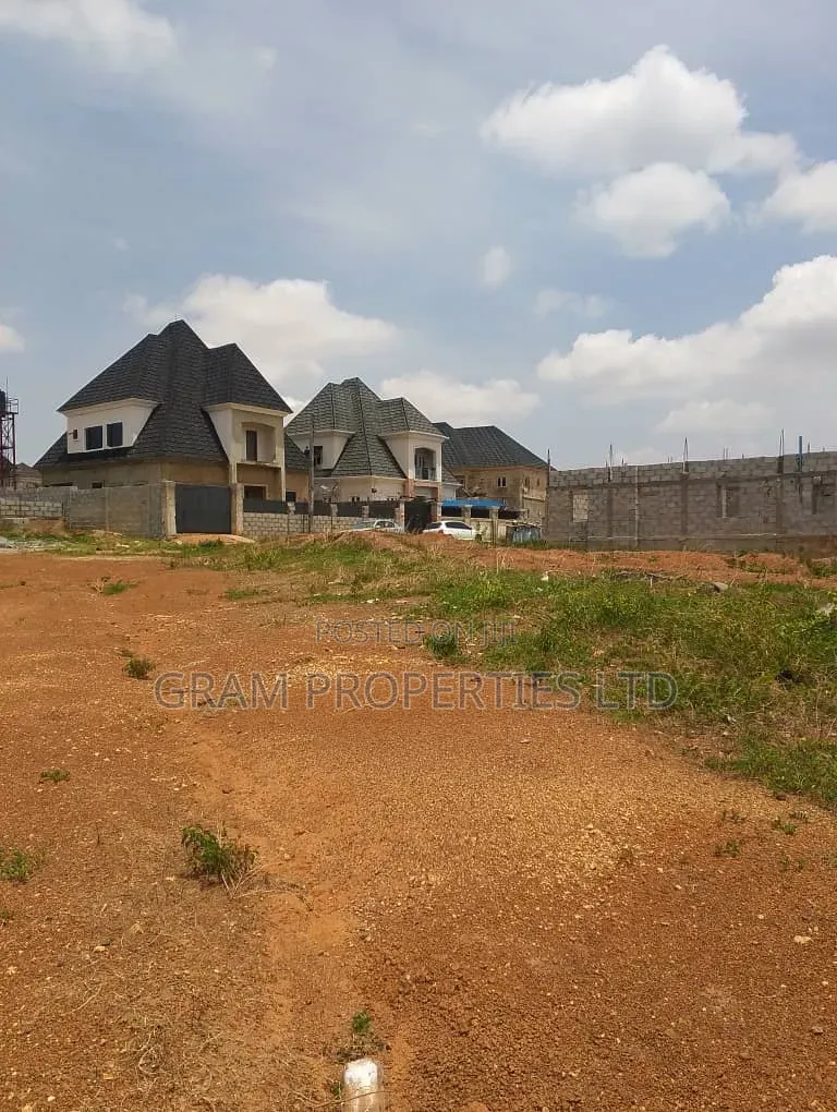 Diamond Estate SEJ Homes Land in FHA