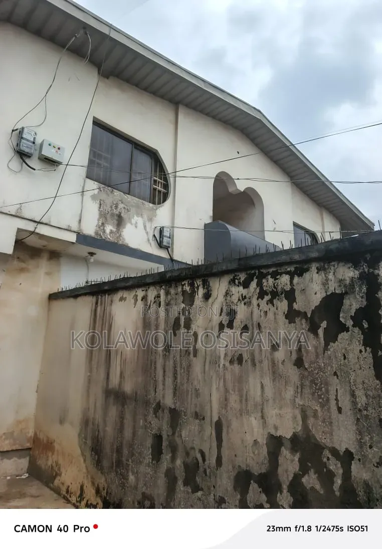 3bdrm Block of Flats in Abaranje for sale in Abaranje