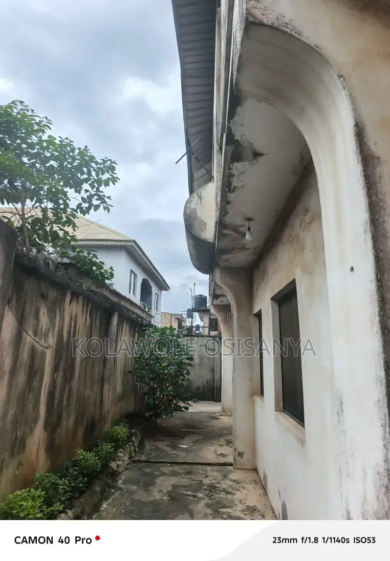 3bdrm Block of Flats in Abaranje for sale in Abaranje