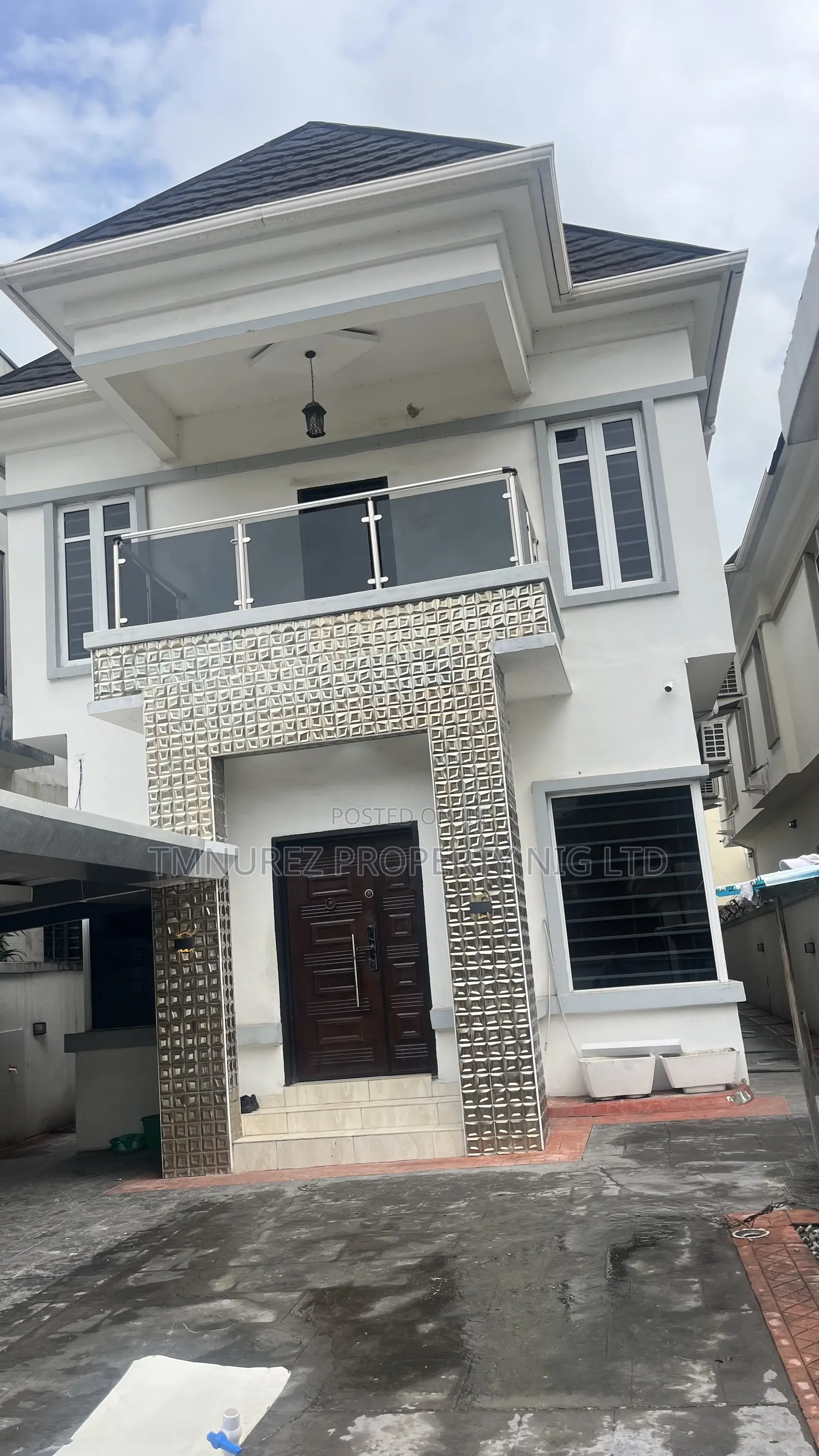 5bdrm Duplex in Osapa, Lekki Phase 1 for rent in Lekki Phase 1
