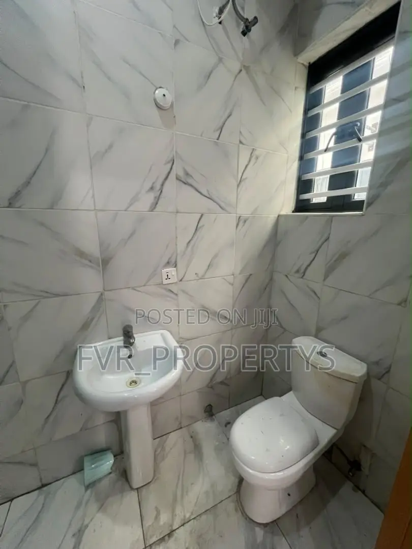 1bdrm Shared Apartment in Oral Extension, Ikota for rent in Ikota