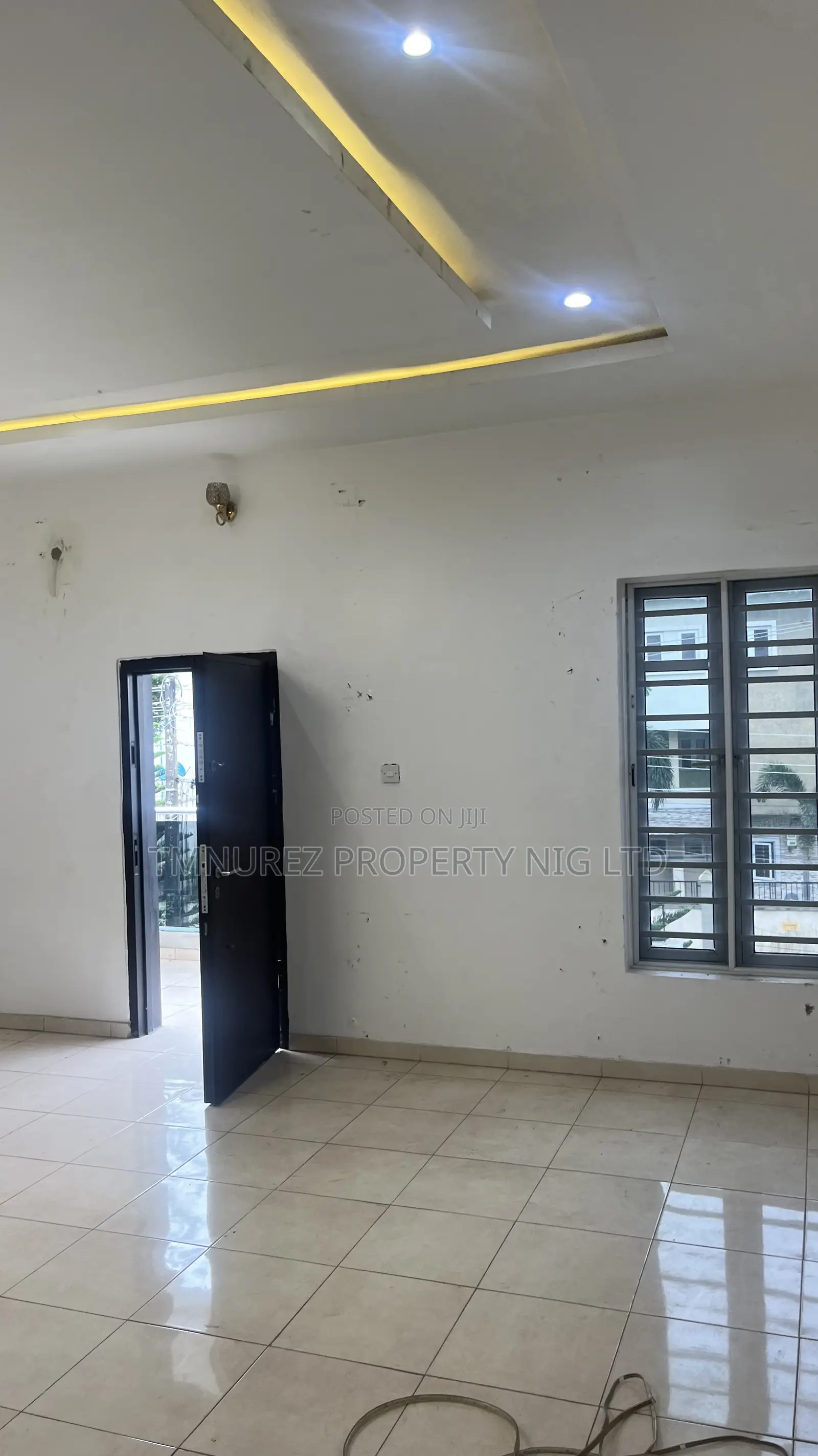 5bdrm Duplex in Osapa, Jakande for rent in Jakande