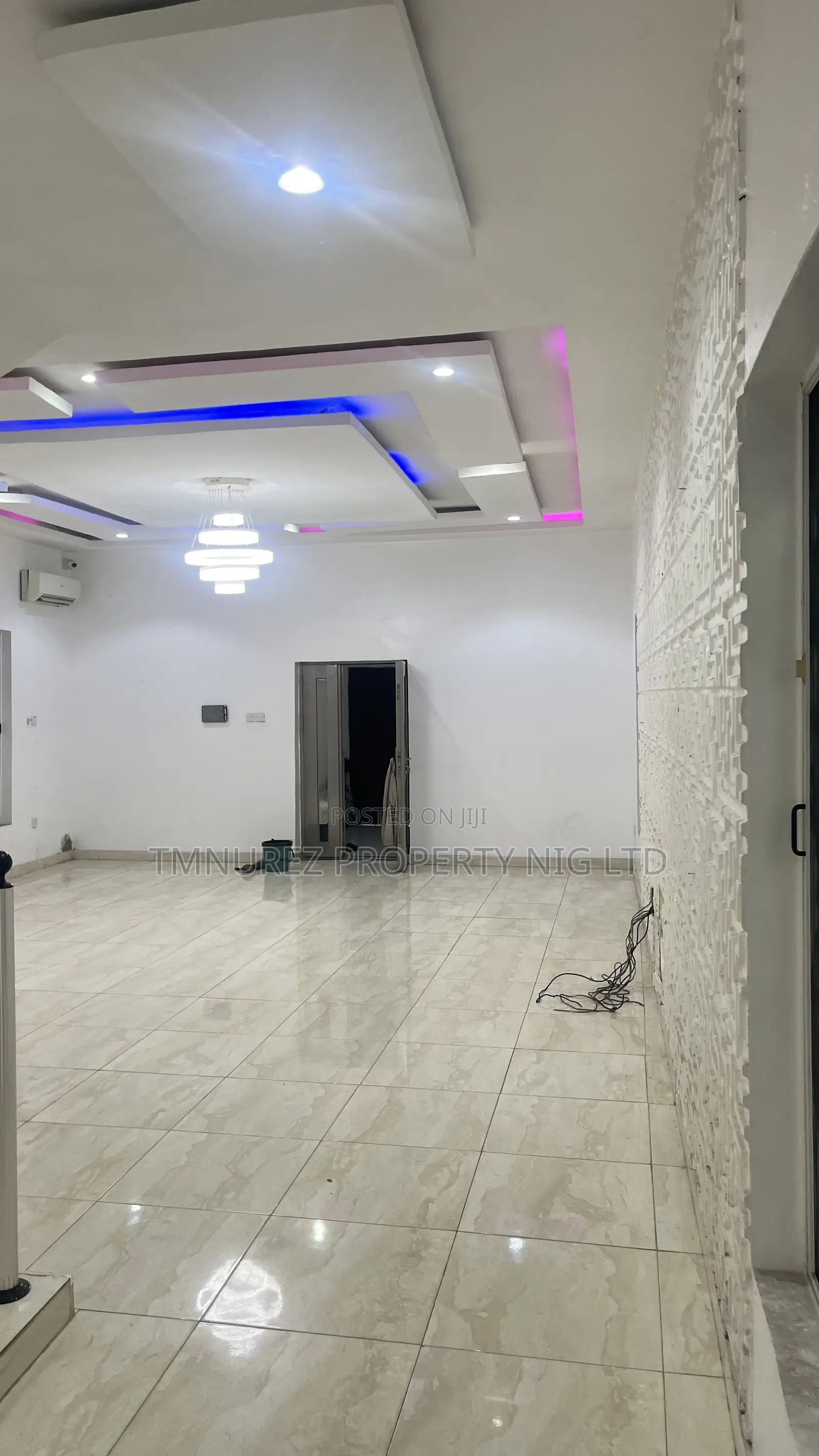5bdrm Duplex in Osapa London, Jakande for rent in Jakande