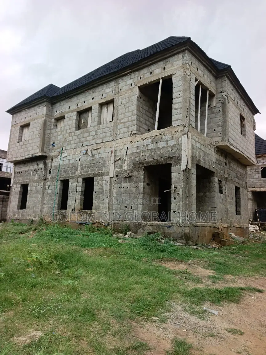 5bdrm Duplex in Goldmind Estate, Sabon Lugbe for sale in Sabon Lugbe