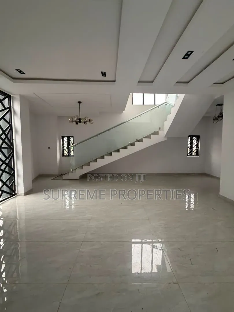 5bdrm Duplex in Alalubosa G.R.A, Ibadan for rent in Ibadan