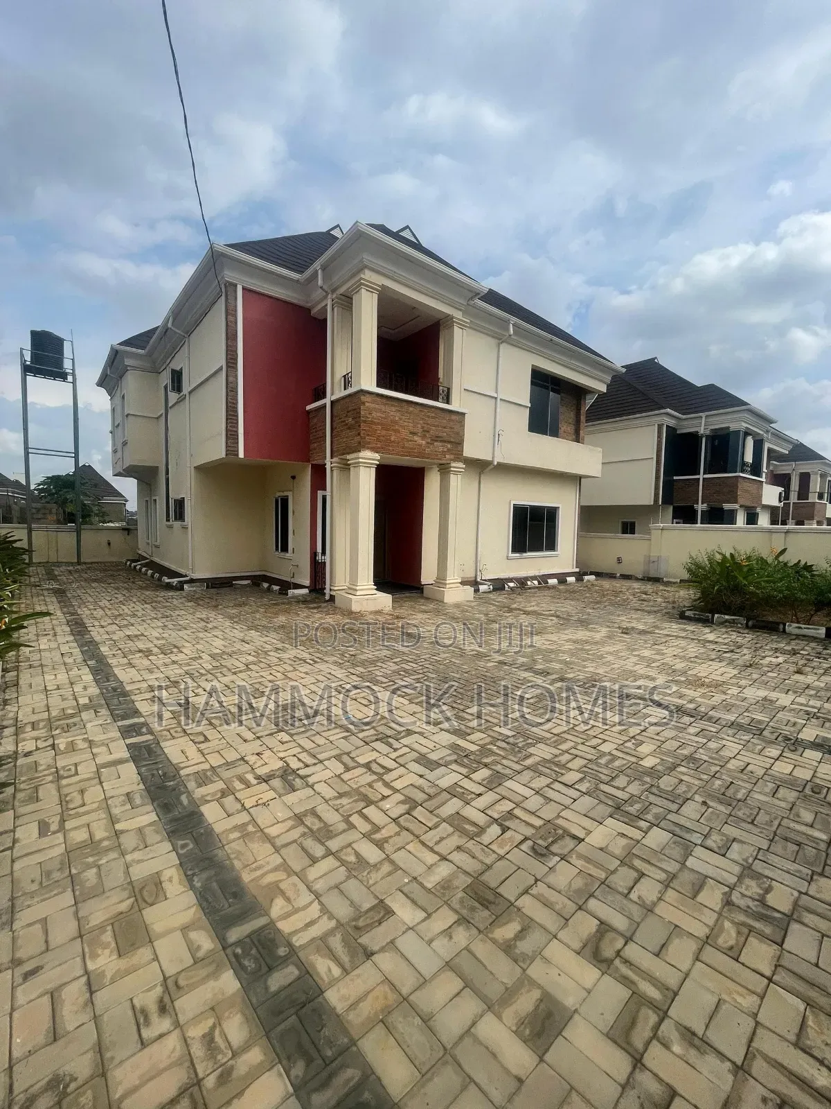 4bdrm Duplex in Carlton Gate Estate, Akobo for rent in Akobo