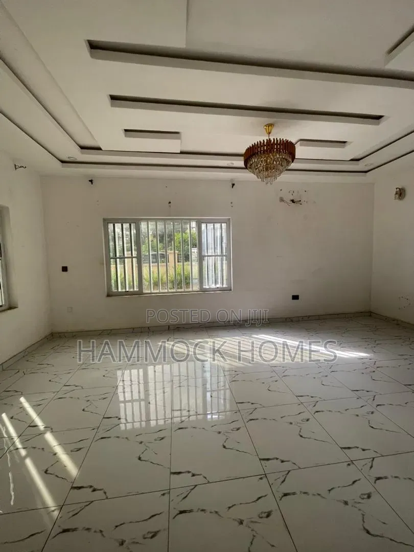 4bdrm Duplex in Carlton Gate Estate, Akobo for rent in Akobo