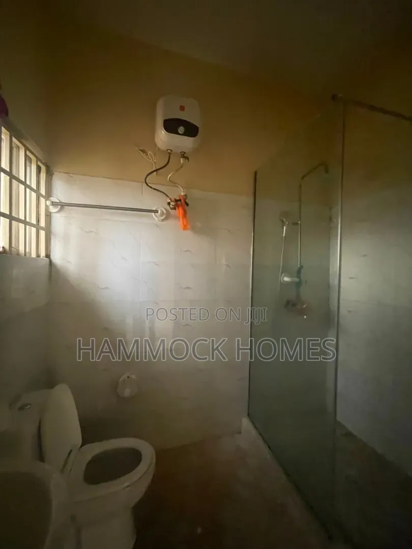 5bdrm Duplex in Legacy Estate, Akobo for rent in Akobo