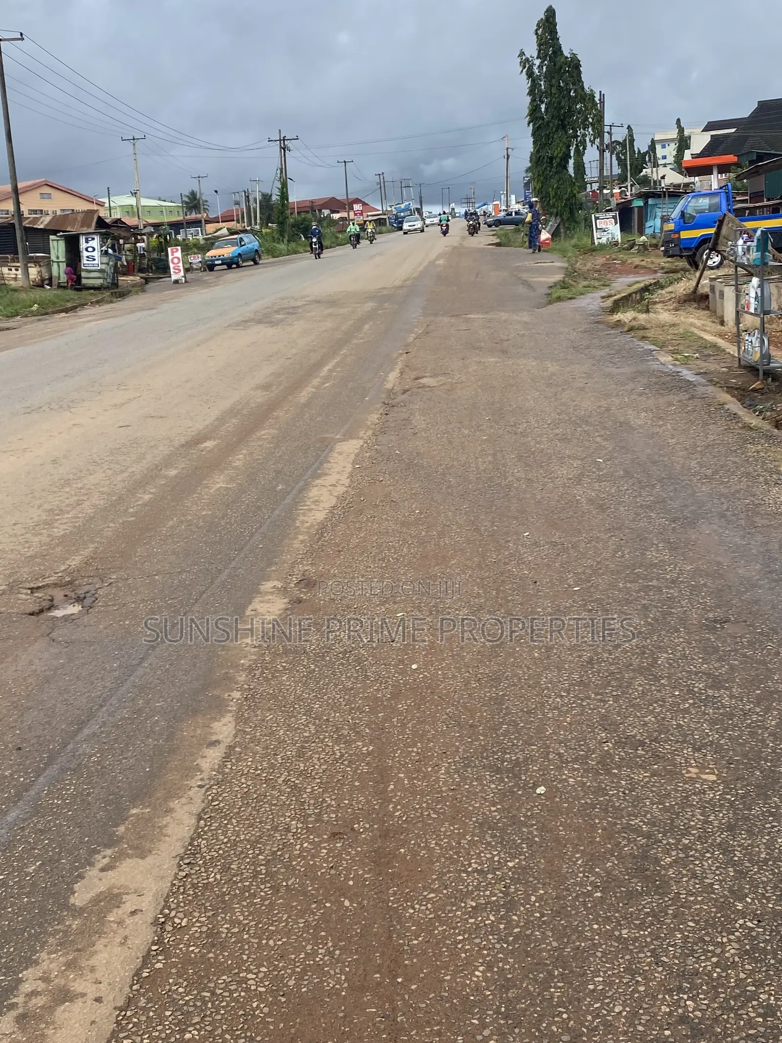 *HOT SALE * *(9plots) Facing Dual Carriage Road With Full Fence,gate in Akure