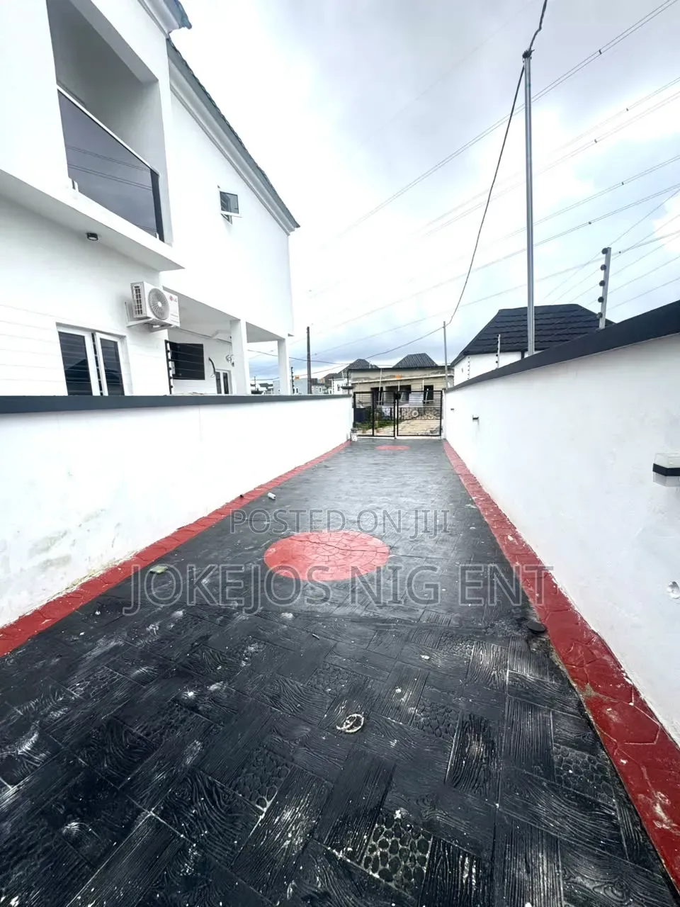 4bdrm Duplex in Peaceville Estate for sale in Off Lekki-Epe Expressway