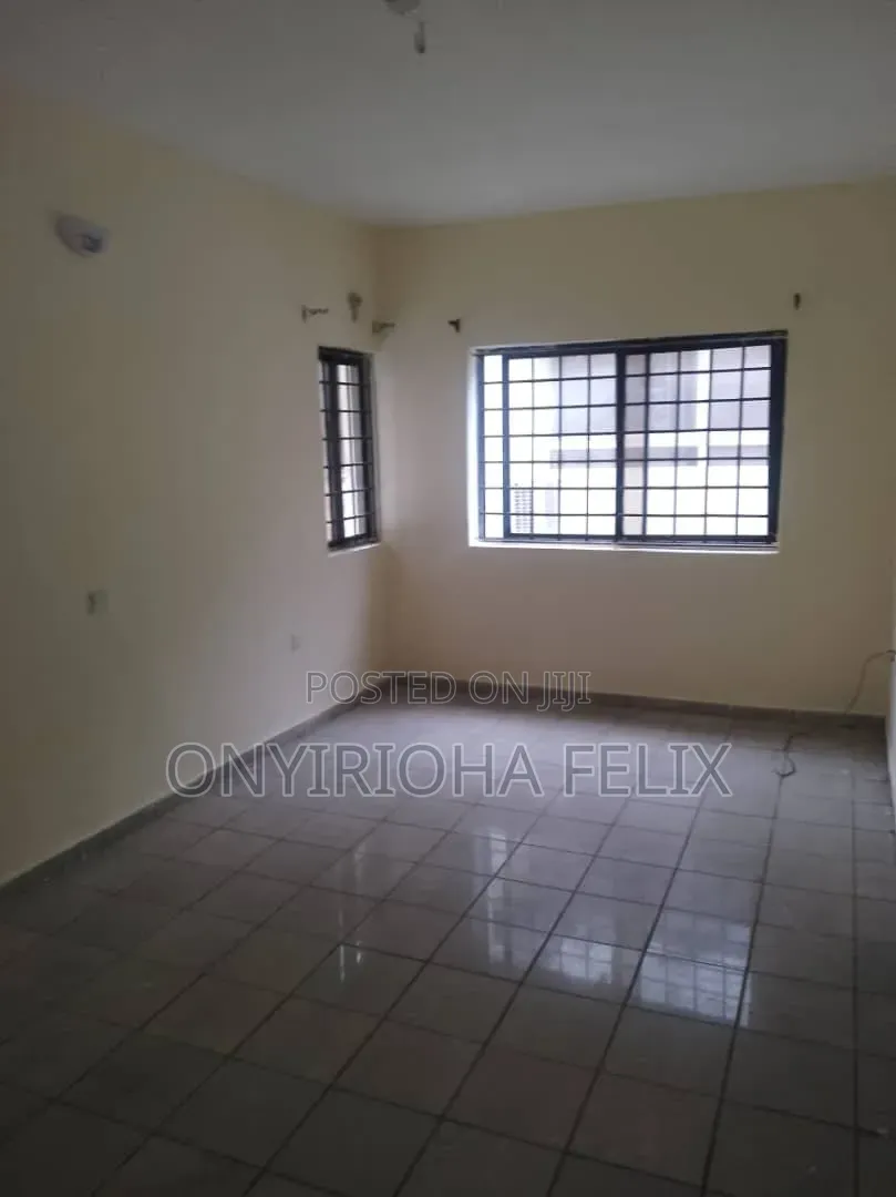 3bdrm Block of Flats in Gwarinpa 2Nd Avenue, Bunkoro for rent in Bunkoro