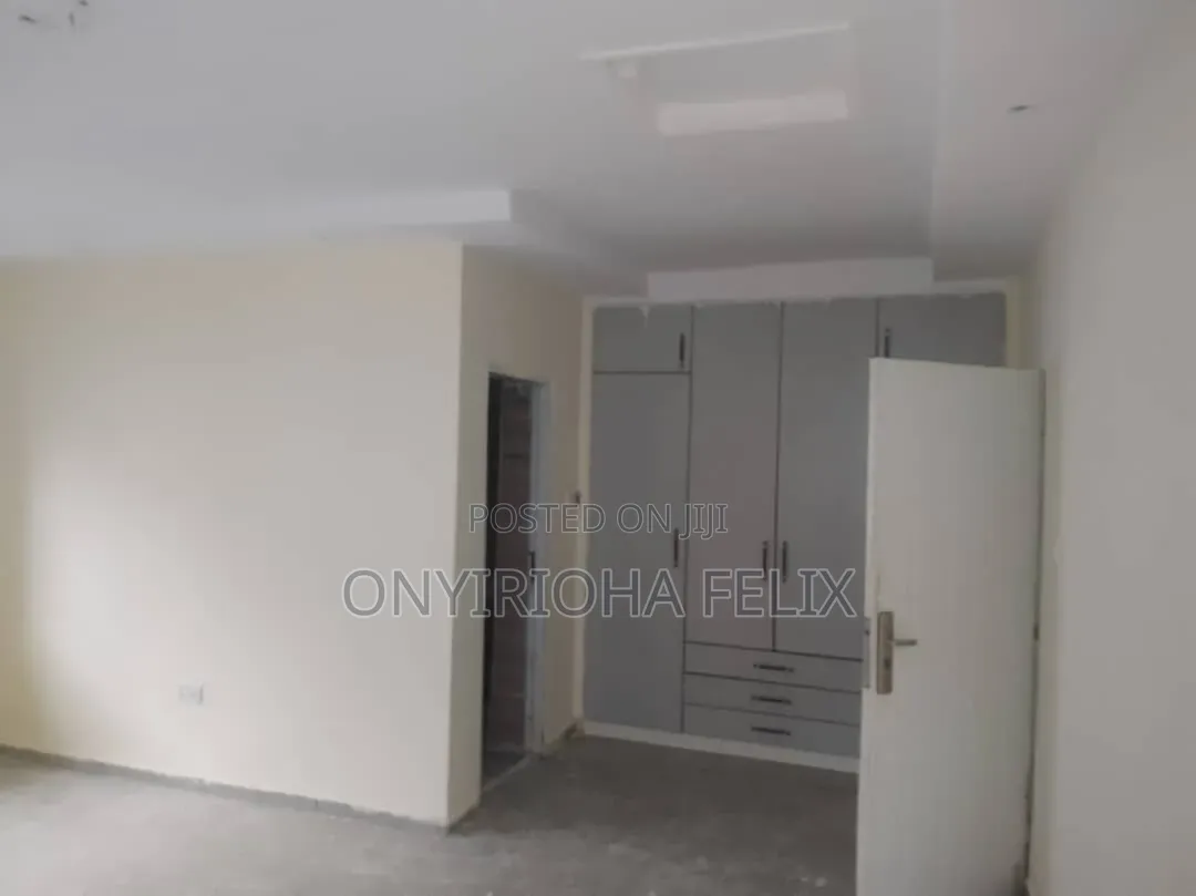 3bdrm Block of Flats in Gwarinpa 2Nd Avenue, Bunkoro for rent in Bunkoro