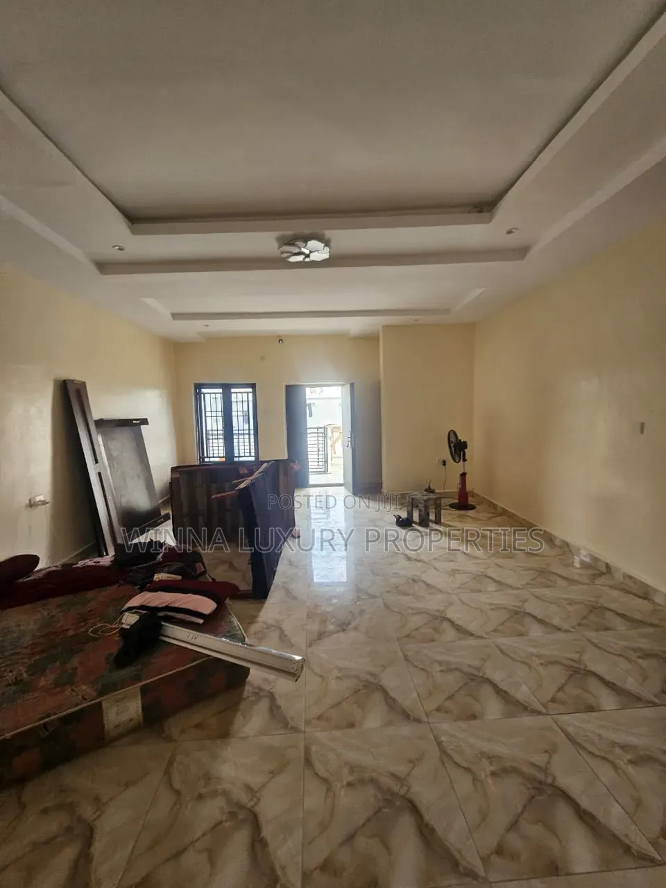 3bdrm Block of Flats in Around Dunamis, Lugbe District for rent in Lugbe District