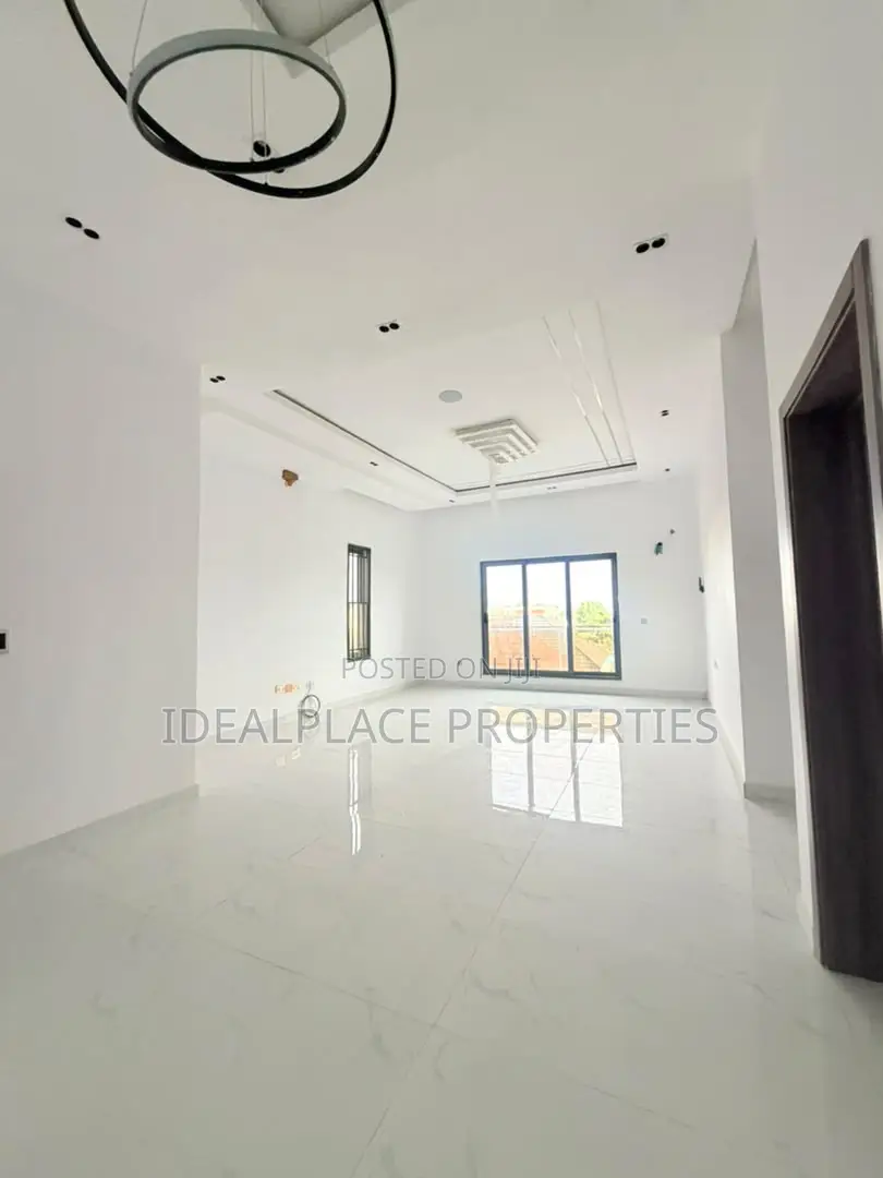 4bdrm Apartment in Ikeja GRA for sale in Ikeja GRA