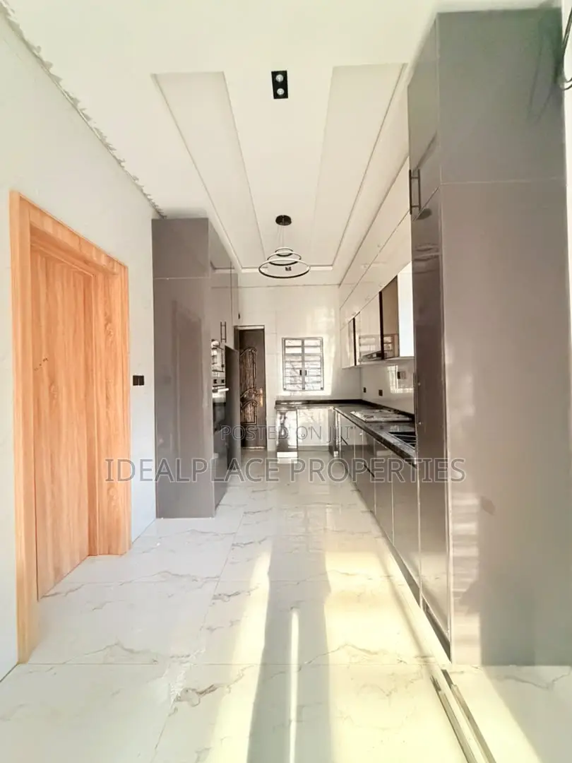 4bdrm Duplex in Ikeja GRA for sale in Ikeja GRA