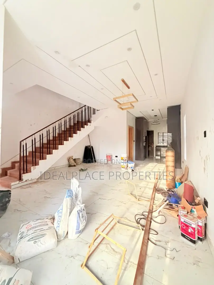 4bdrm Duplex in Ikeja GRA for sale in Ikeja GRA