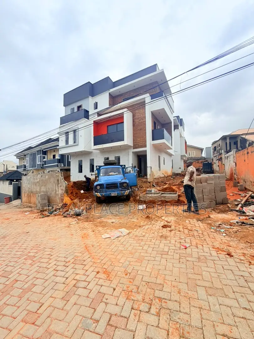 5bdrm Duplex in GRA Phase 1 for sale in GRA Phase 1