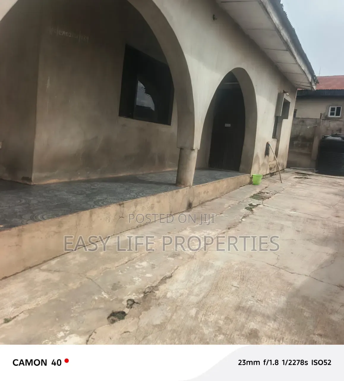 4bdrm Room & Parlour in Alabidun, Alakia for sale in Alakia