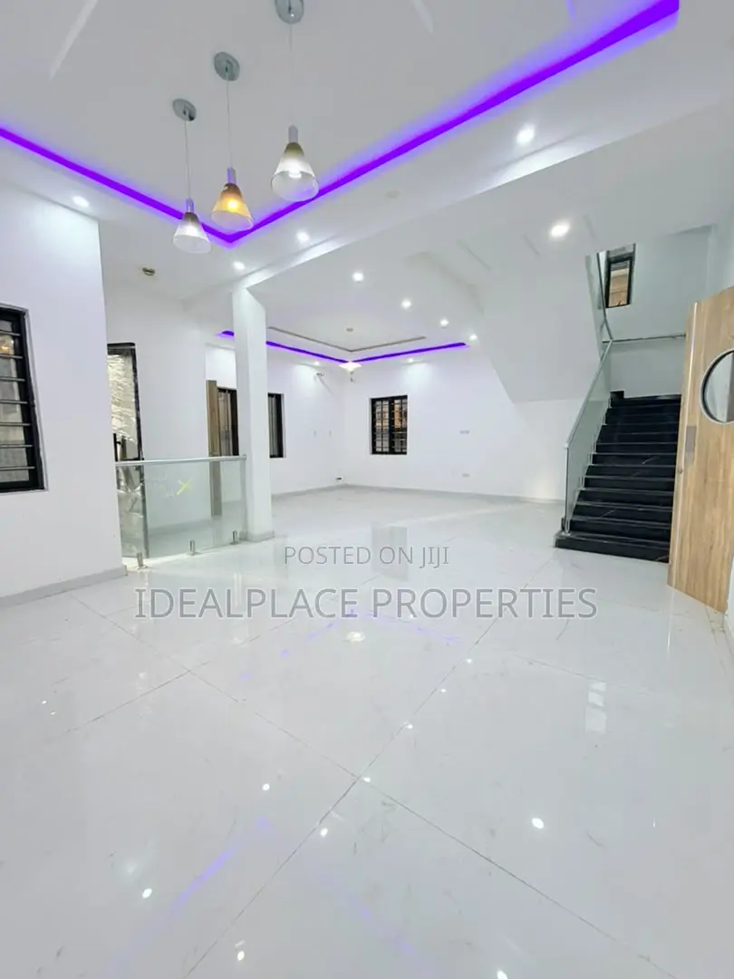 5bdrm Duplex in GRA Phase 2 Shangisha for sale in GRA Phase 2 Shangisha