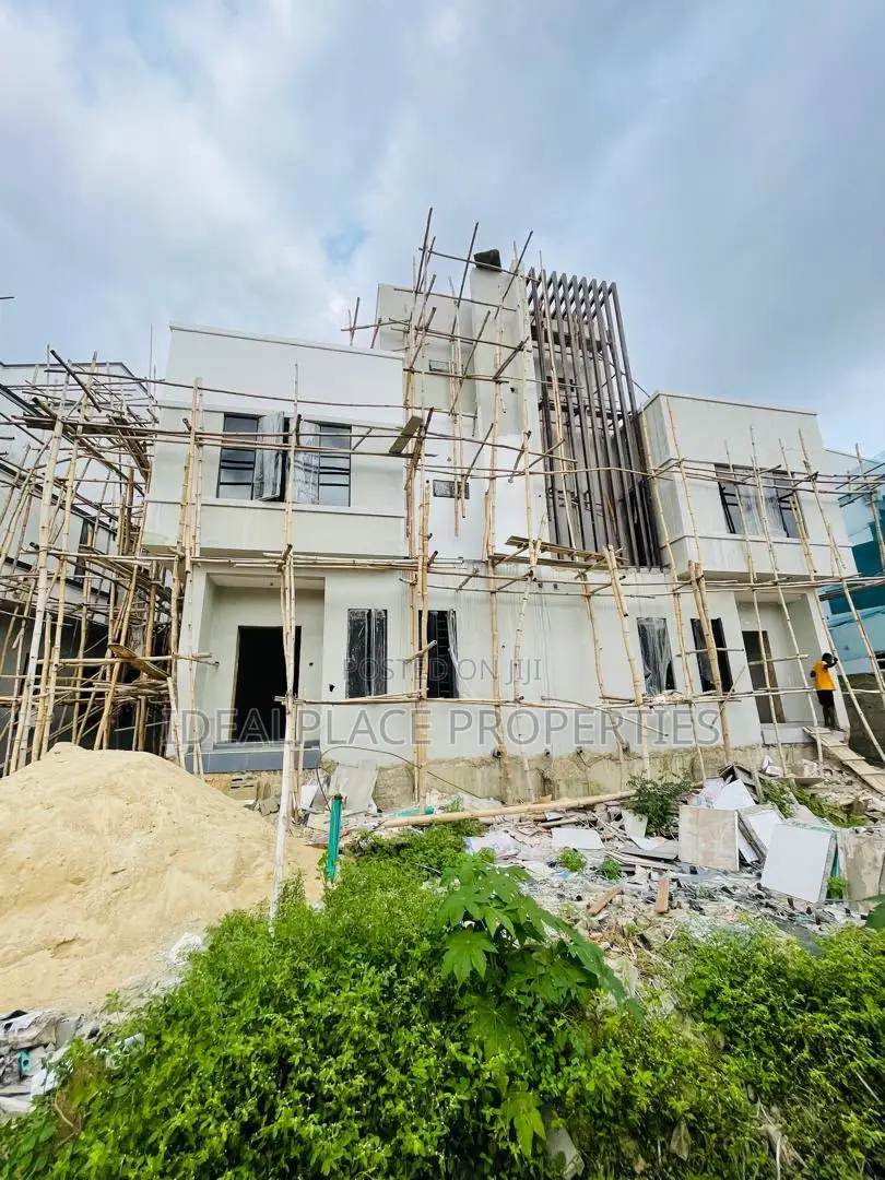 4bdrm Duplex in New Garage / Gbagada for sale in New Garage / Gbagada