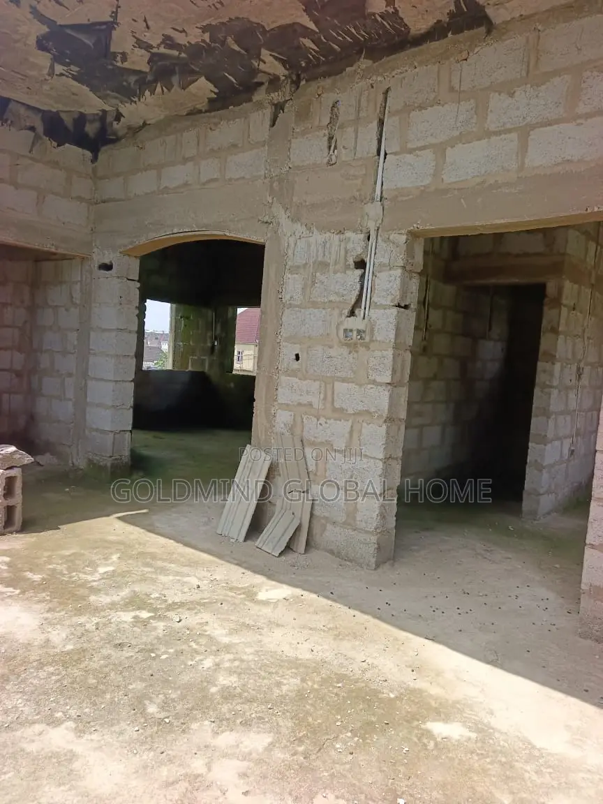 4bdrm Duplex in Lugbe District., FHA for sale in FHA