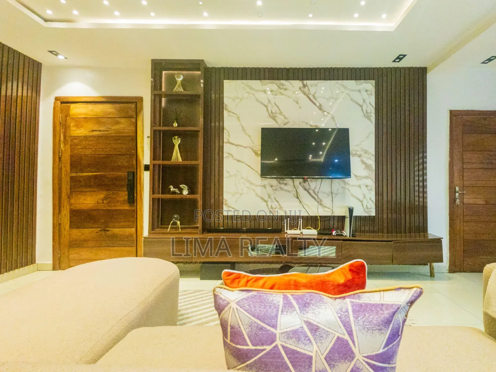 2 Bedroom Ikate in Ikate