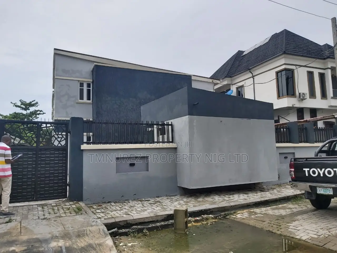 2bdrm Apartment in Inside And Estate, Ikota for rent in Ikota