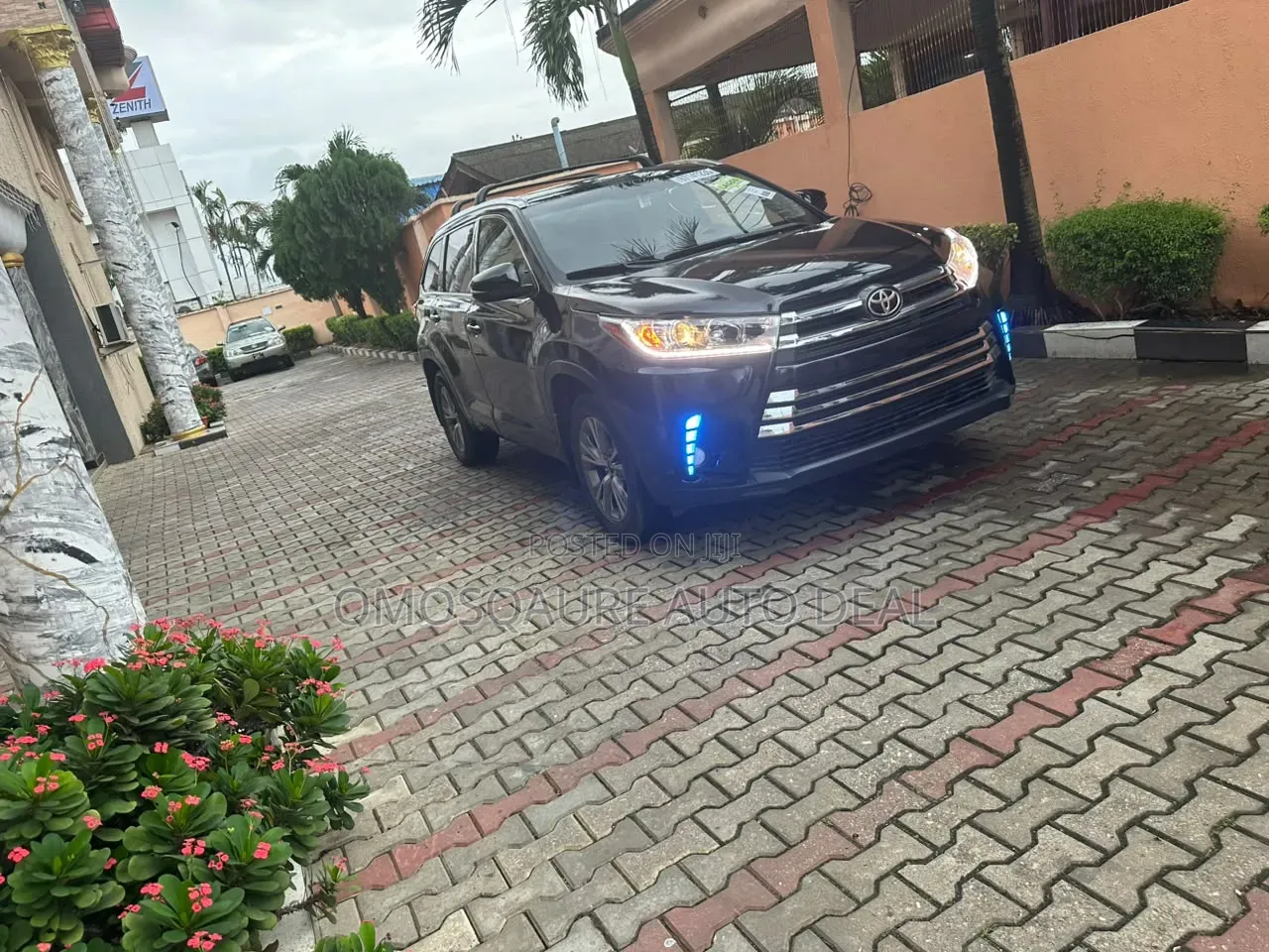 12bdrm House in Governor Road, Alimosho for sale in Alimosho