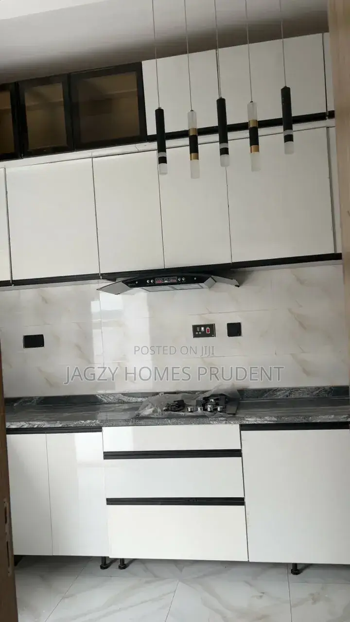 2bdrm Apartment in Lekki Phase 1 for sale in Lekki Phase 1