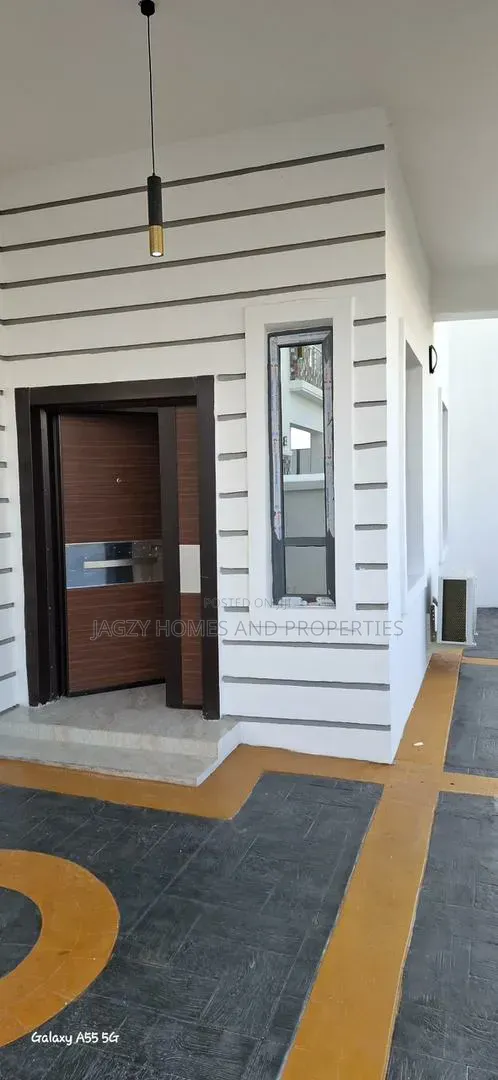 Furnished 4bdrm Duplex in Lekki Phase 1 for sale in Lekki Phase 1