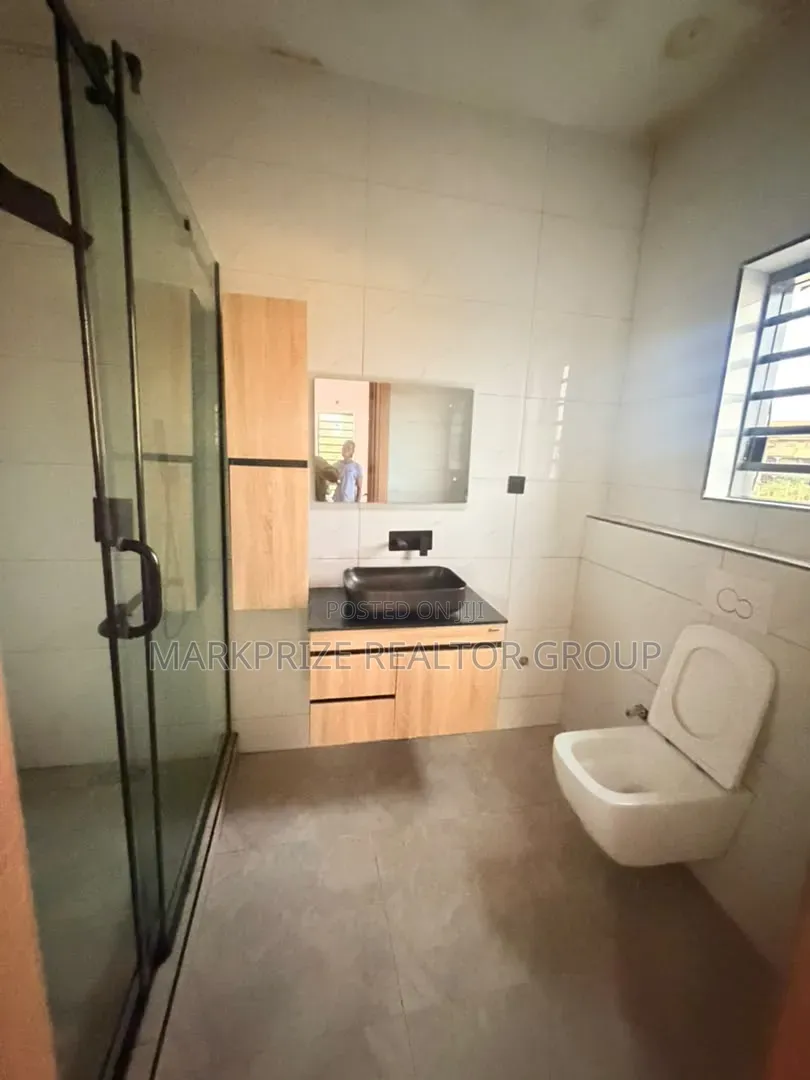 4bdrm Duplex in Ikeja Gra Lagos for sale in Ikeja GRA