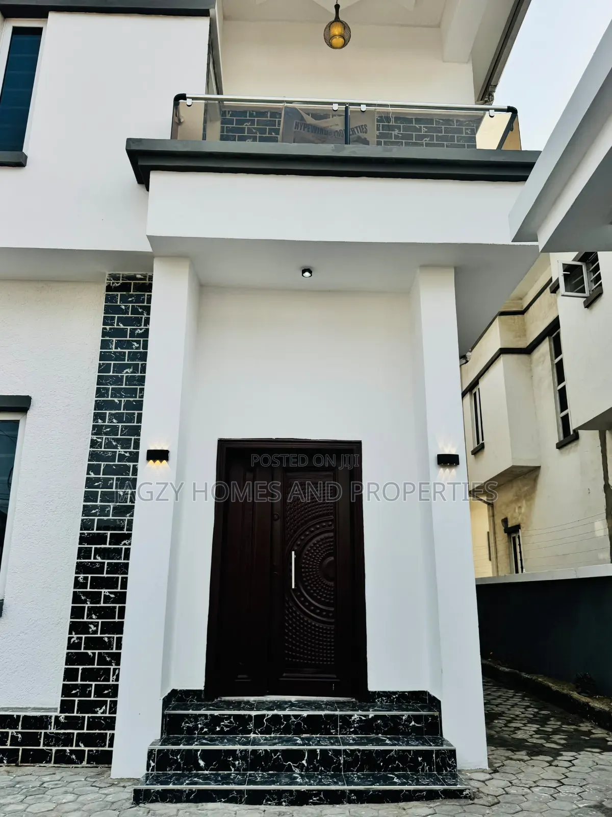 4bdrm Duplex in Lekki Phase 1 for sale in Lekki Phase 1